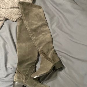 Over knee boot